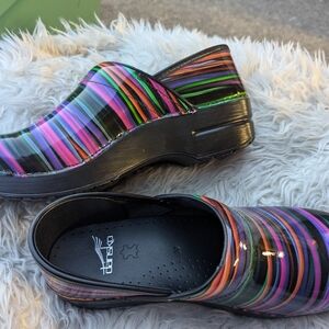 Women's Multi Color Dansko Clogs Shoes NWOT Size 9/39
